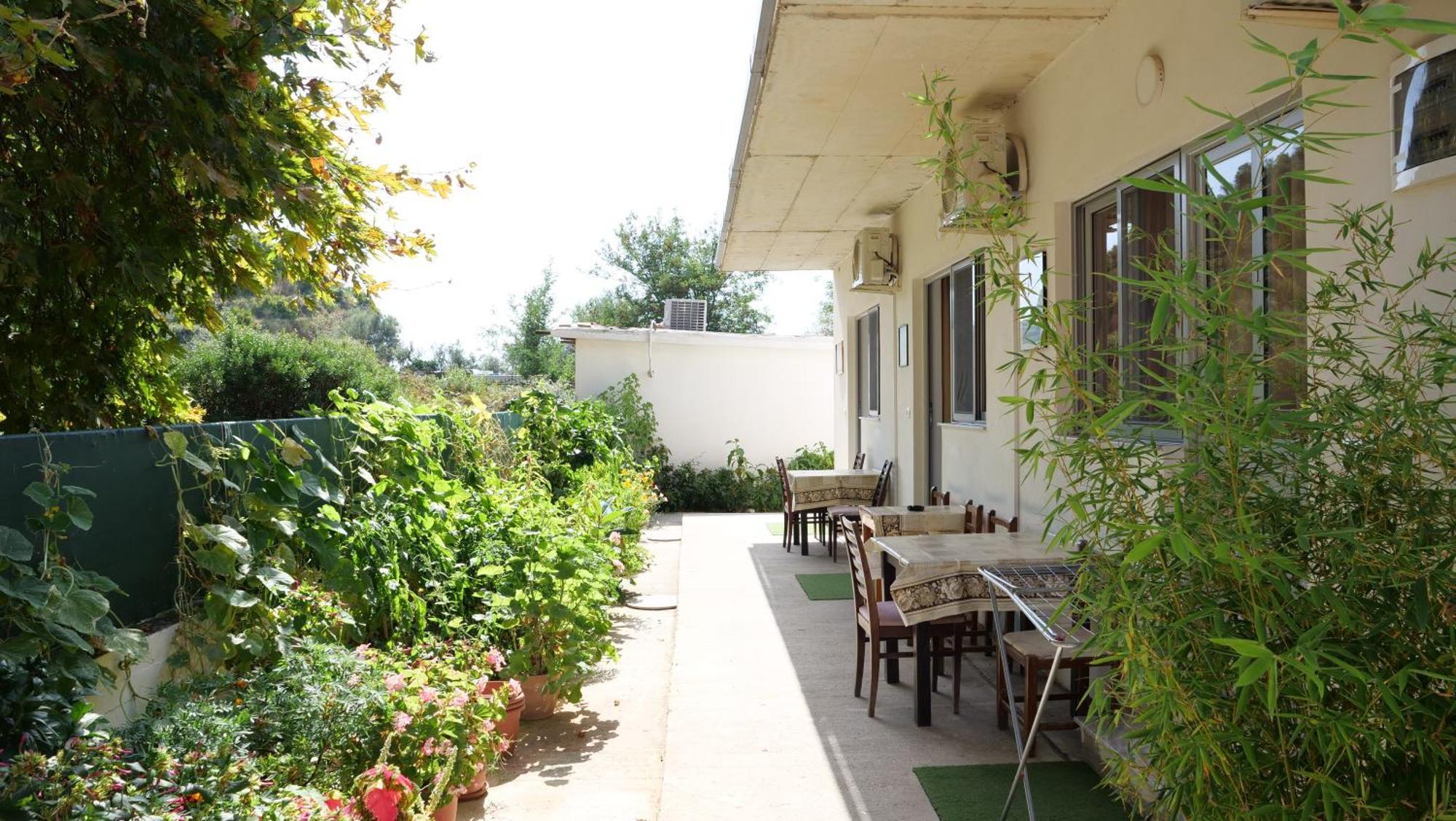 Bunec Seascape Villa Piqeras 外观 照片