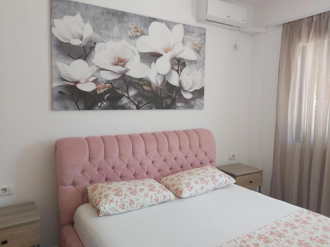 Bunec Seascape Villa Piqeras 外观 照片